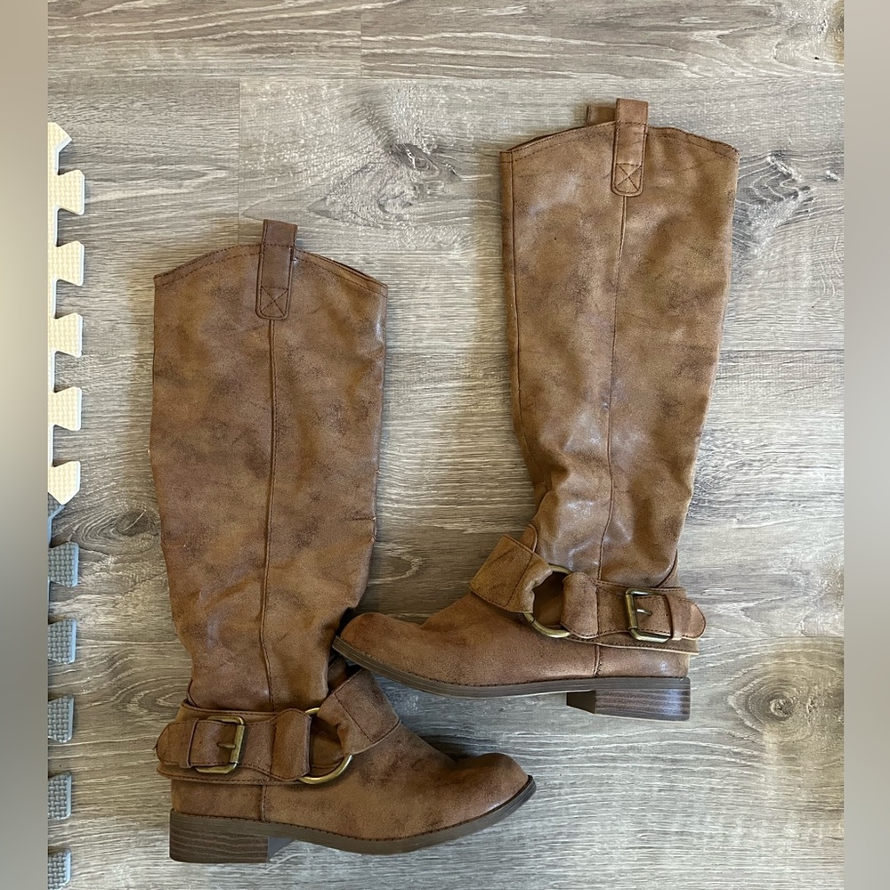 Brown Boots Size 7
